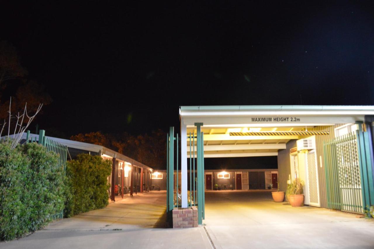 Coolabah Motel Walgett Екстериор снимка